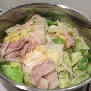 もやしをプラス★豚ﾊﾞﾗと白菜の重ね鍋